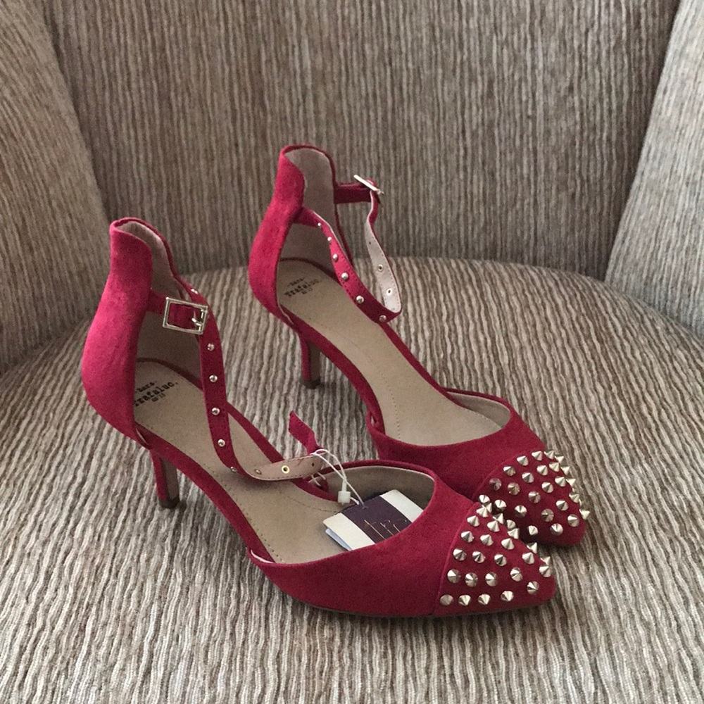 NWT Zara Red Suede Heels Gold Stud 36 | 6